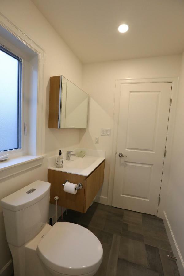 Vancouver Traveller B&B Luaran gambar